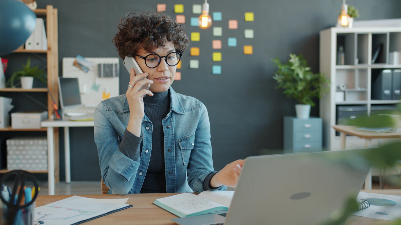 Gérez votre entreprise en déplacement avec l’application mobile : l’expert-comptable toujours plus proche